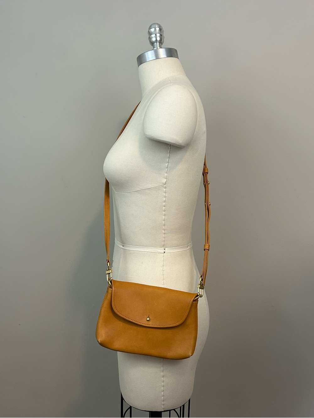 Orsyn Kaabapali Leather Crossbody Bag